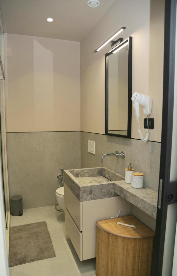 Mjolly Apartment Tirana